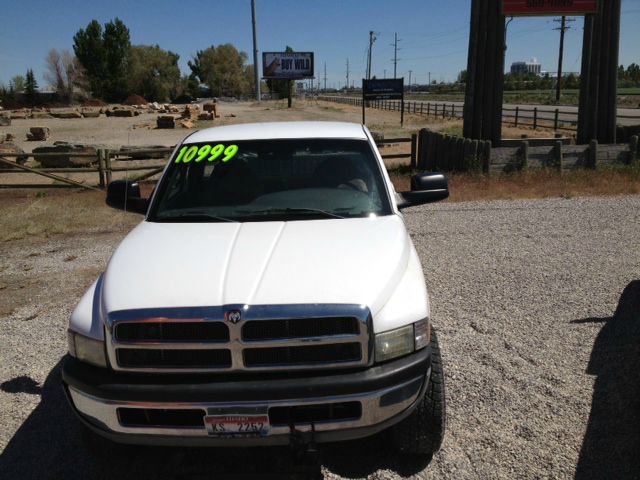 Dodge Ram 2500 2002 photo 2