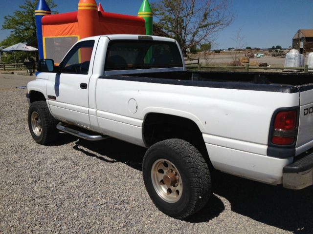 Dodge Ram 2500 2002 photo 4
