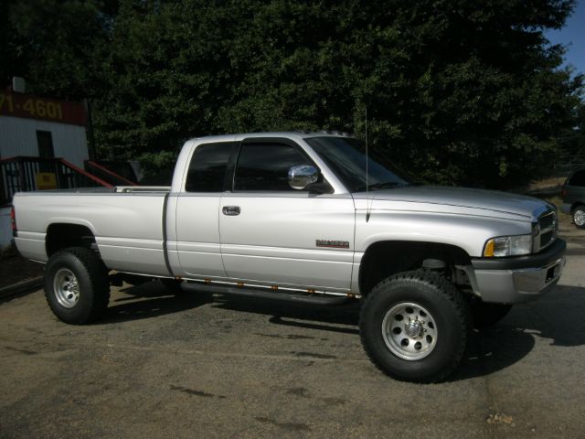Dodge Ram 2500 2002 photo 1