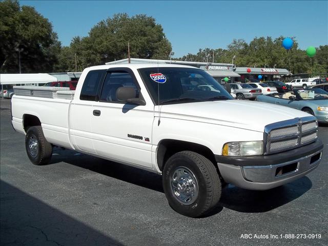 Dodge Ram 2500 2002 photo 1