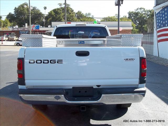 Dodge Ram 2500 2002 photo 2