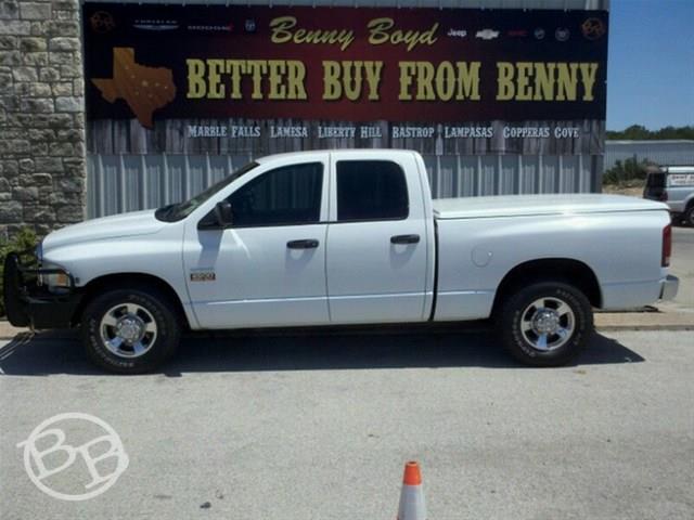 Dodge Ram 2500 S 5-spd Pickup Truck