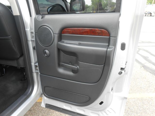 Dodge Ram 2500 2003 photo 22