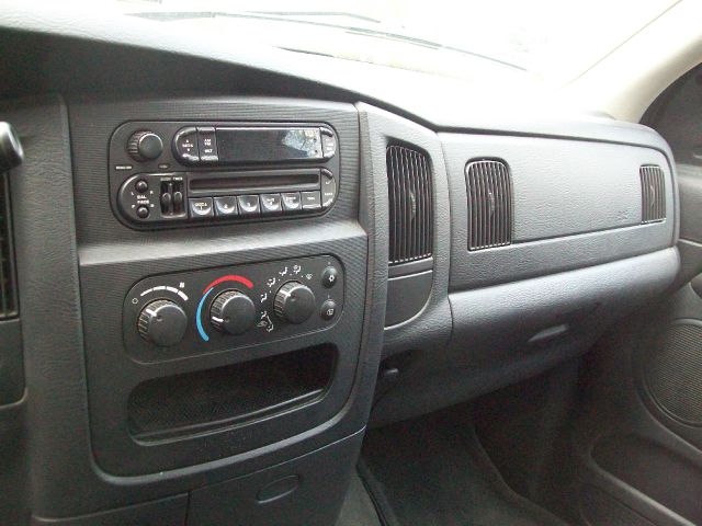 Dodge Ram 2500 2003 photo 9
