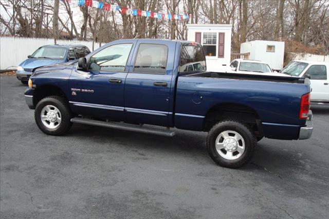 Dodge Ram 2500 2003 photo 2