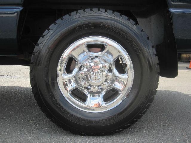 Dodge Ram 2500 2003 photo 3