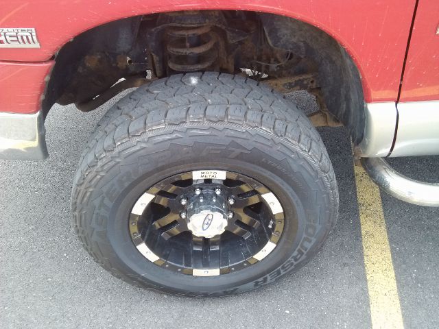 Dodge Ram 2500 2003 photo 13