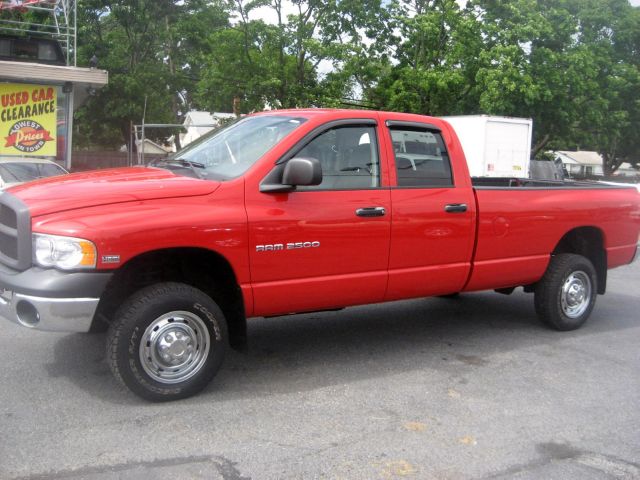 Dodge Ram 2500 EX W/ Leather And DVD Pickup Truck