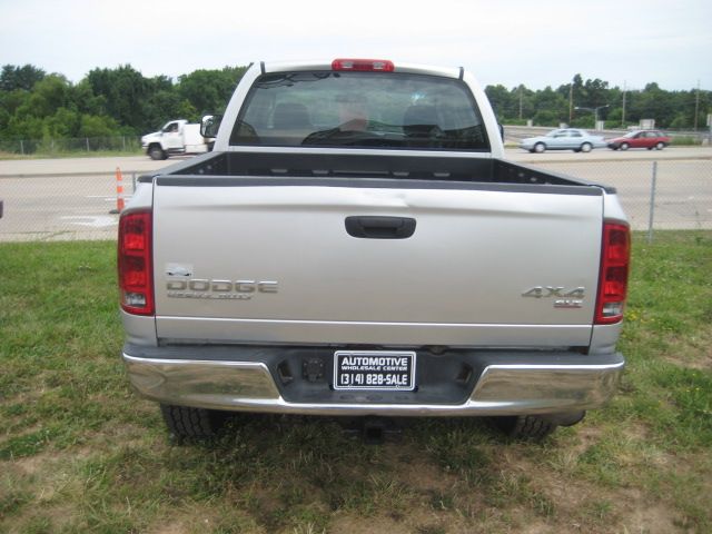 Dodge Ram 2500 Ext WT Pickup Truck