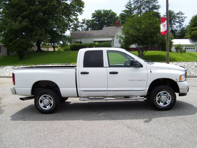 Dodge Ram 2500 2004 photo 3