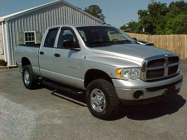 Dodge Ram 2500 2004 photo 1