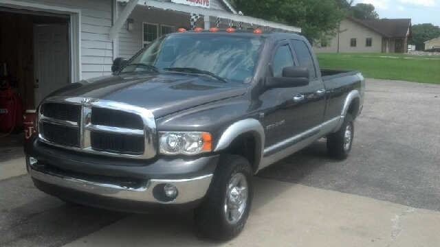 Dodge Ram 2500 2004 photo 3