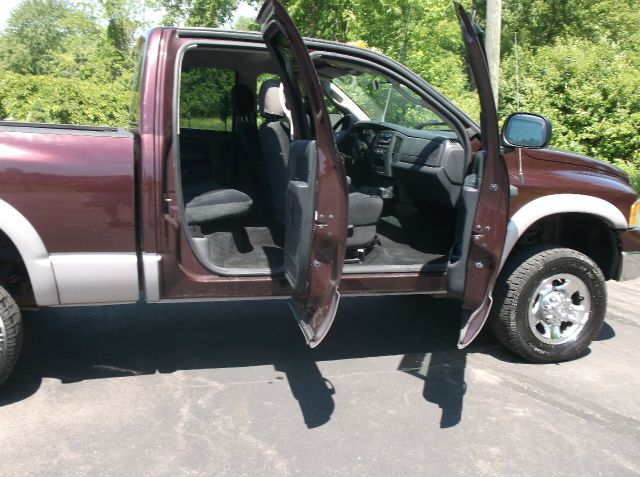 Dodge Ram 2500 2004 photo 4