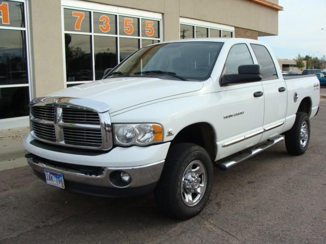 Dodge Ram 2500 2004 photo 3