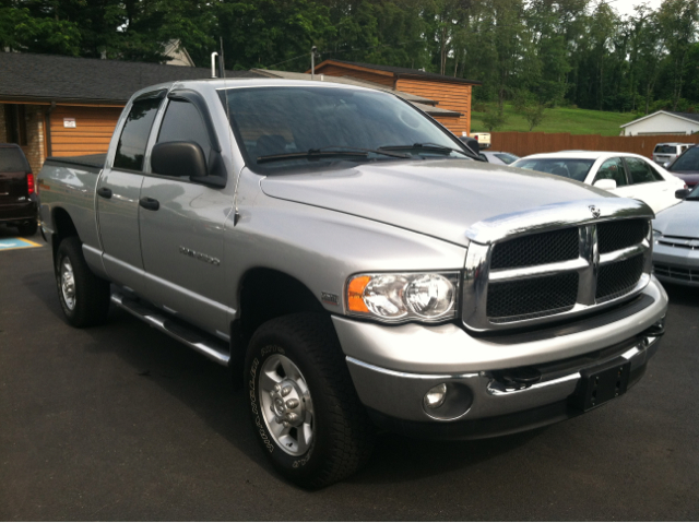 Dodge Ram 2500 2004 photo 3