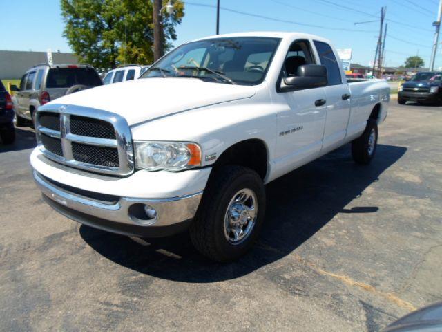 Dodge Ram 2500 2004 photo 2
