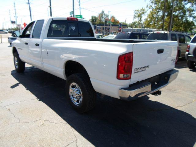 Dodge Ram 2500 2004 photo 3
