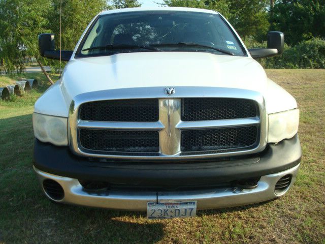 Dodge Ram 2500 2004 photo 2
