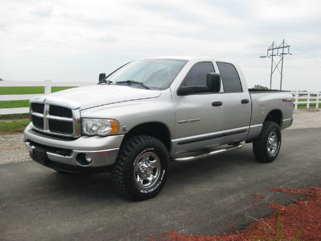 Dodge Ram 2500 2004 photo 2