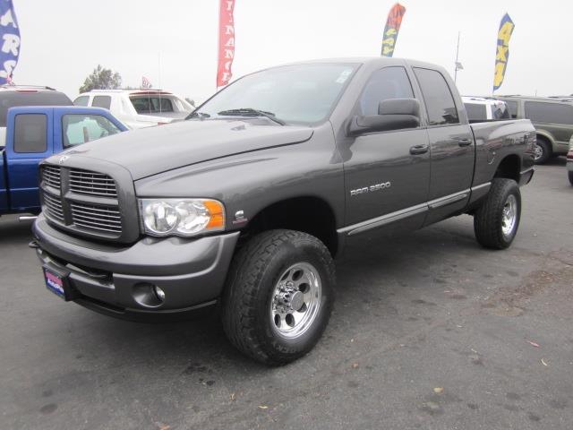 Dodge Ram 2500 SLT Pickup Truck