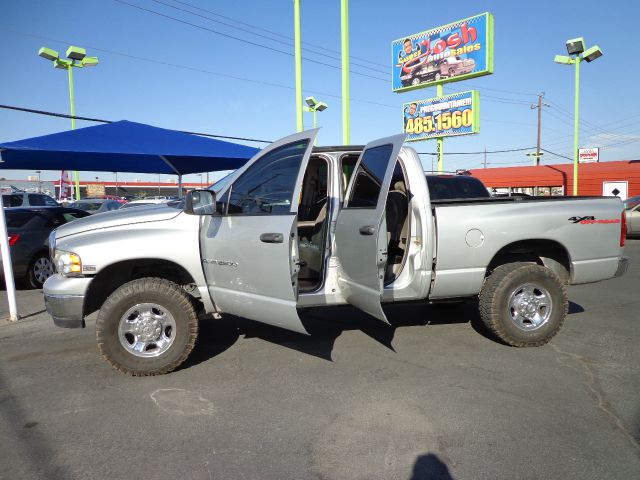 Dodge Ram 2500 2005 photo 2