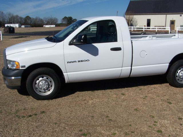 Dodge Ram 2500 2005 photo 4