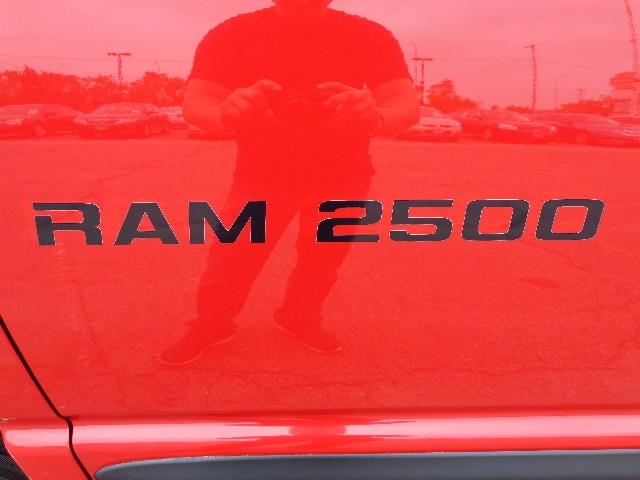 Dodge Ram 2500 2005 photo 15