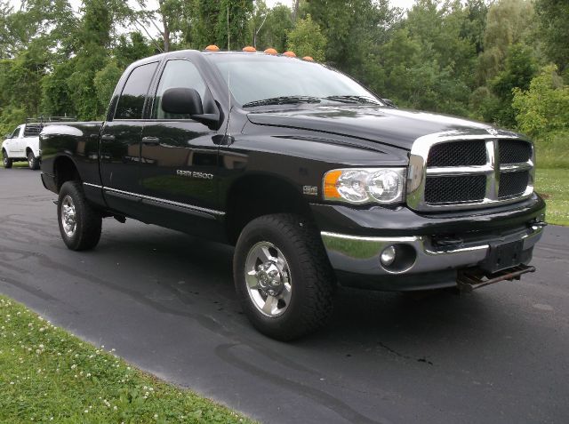 Dodge Ram 2500 2005 photo 3