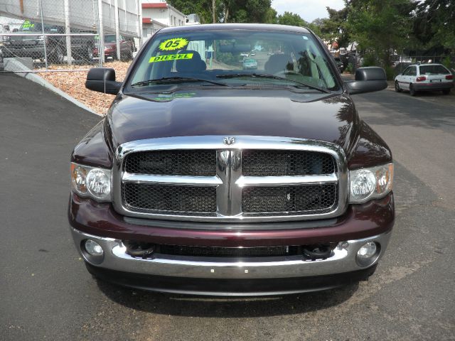 Dodge Ram 2500 W/ CD, MP3, And Auxiliary Audio Jack Pickup Truck