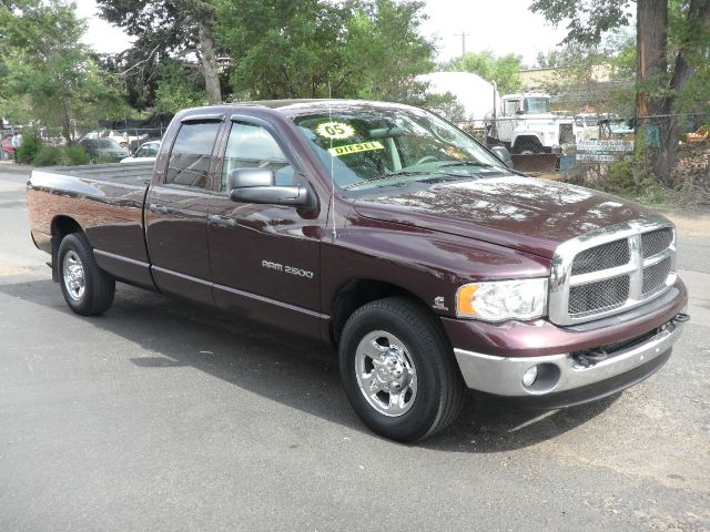 Dodge Ram 2500 2005 photo 2