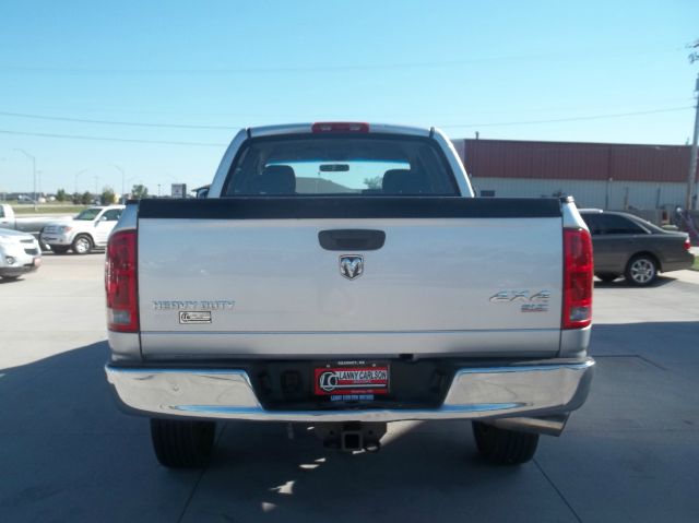 Dodge Ram 2500 2005 photo 2