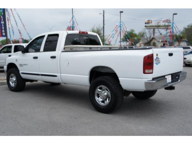 Dodge Ram 2500 SLT Pickup Truck