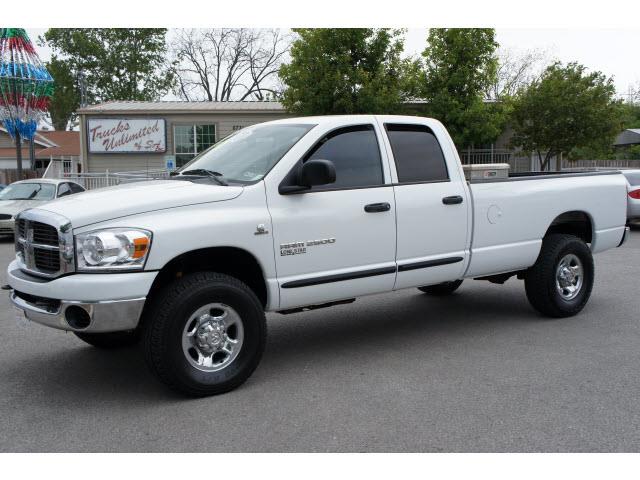 Dodge Ram 2500 2006 photo 3