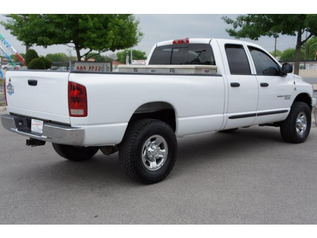 Dodge Ram 2500 2006 photo 4