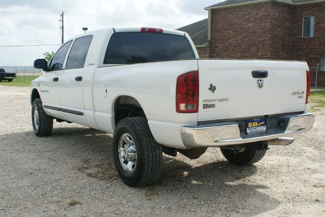 Dodge Ram 2500 2006 photo 2