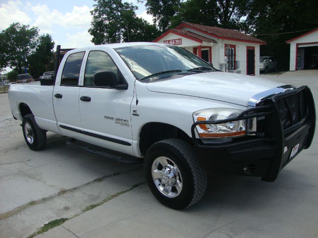 Dodge Ram 2500 2006 photo 2