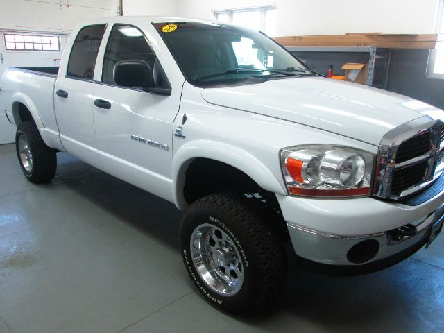 Dodge Ram 2500 2006 photo 3