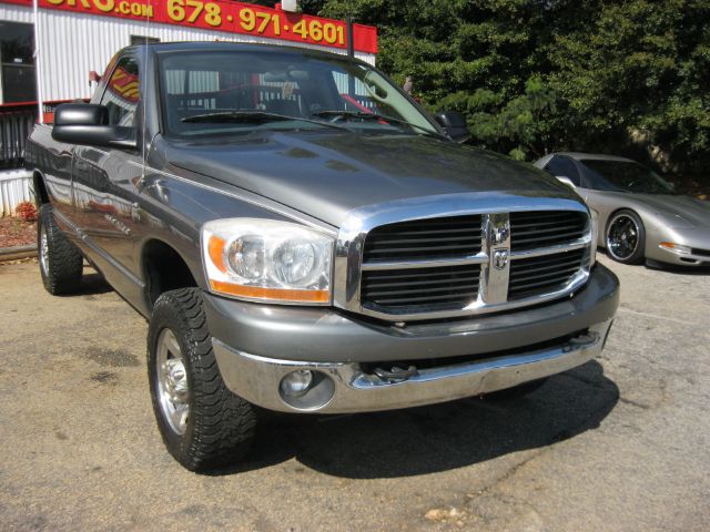 Dodge Ram 2500 2006 photo 1