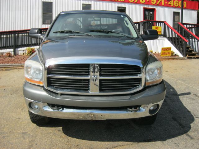 Dodge Ram 2500 2006 photo 3