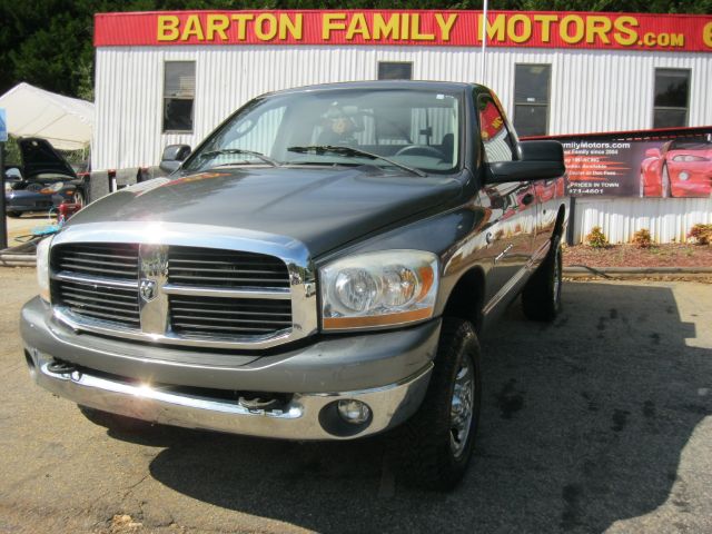 Dodge Ram 2500 2006 photo 4