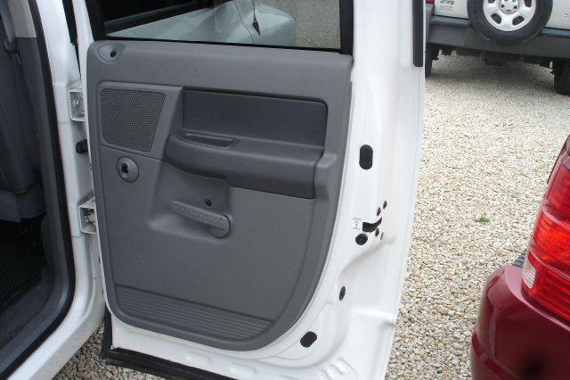 Dodge Ram 2500 2006 photo 7