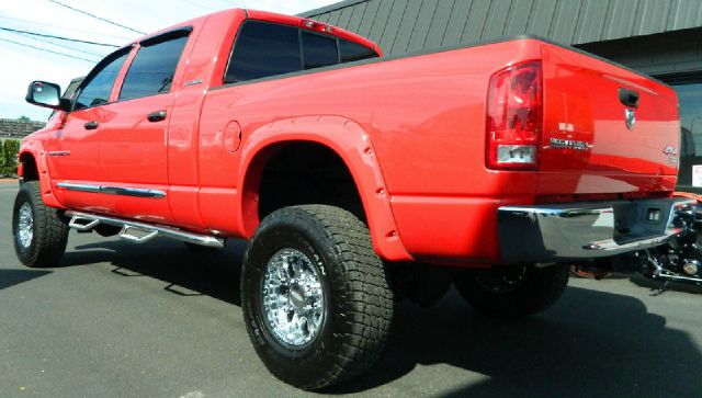 Dodge Ram 2500 2006 photo 3