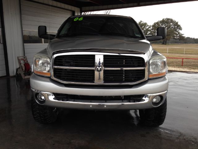 Dodge Ram 2500 2006 photo 1