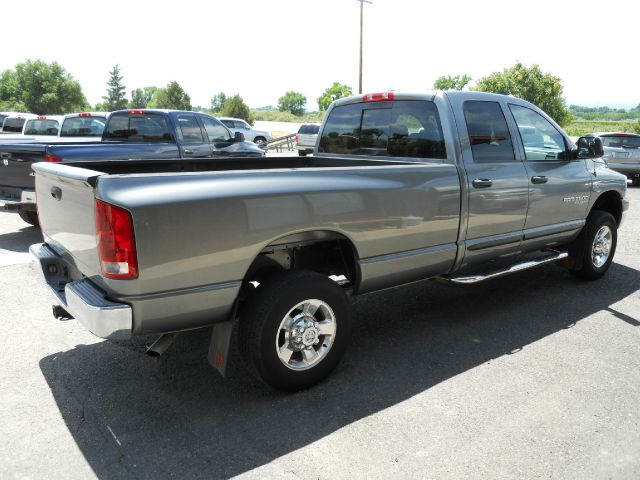 Dodge Ram 2500 2006 photo 3