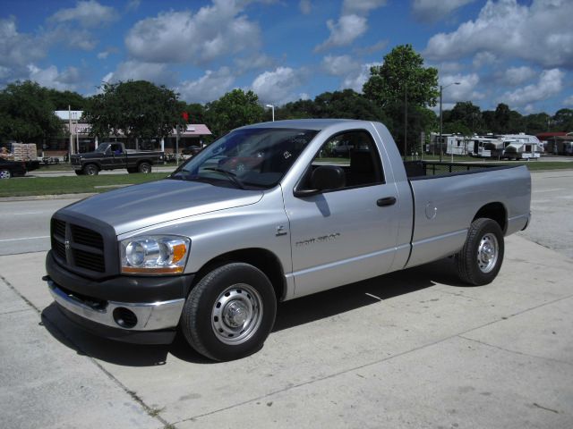 Dodge Ram 2500 2006 photo 2