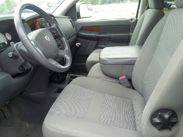 Dodge Ram 2500 2006 photo 1