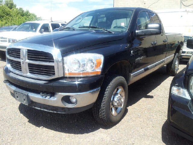 Dodge Ram 2500 2006 photo 2