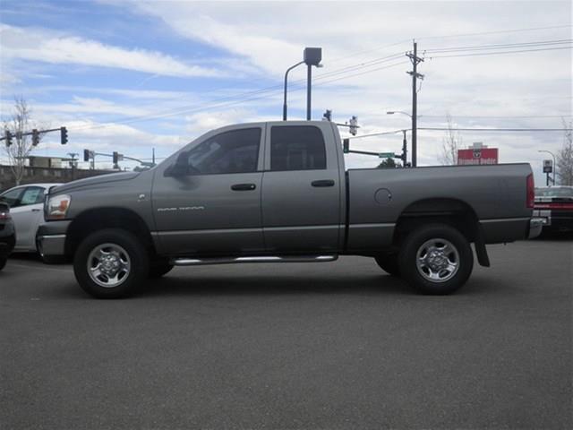 Dodge Ram 2500 2006 photo 22