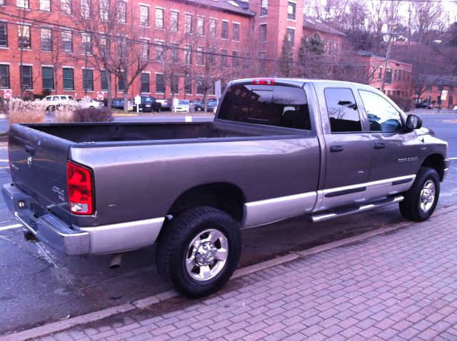 Dodge Ram 2500 2006 photo 2