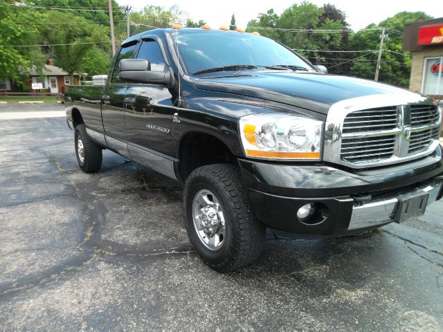 Dodge Ram 2500 2006 photo 2